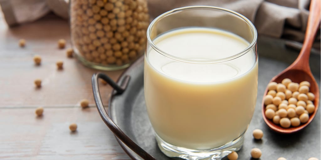 Recept plantaardige melk, zelf noten- of havermelk maken – Homaky