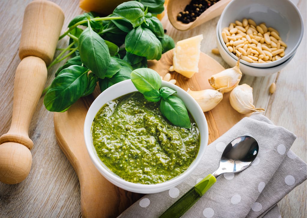 Recept pesto, vers zelfgemaakte pesto uit eigen keuken – Homaky